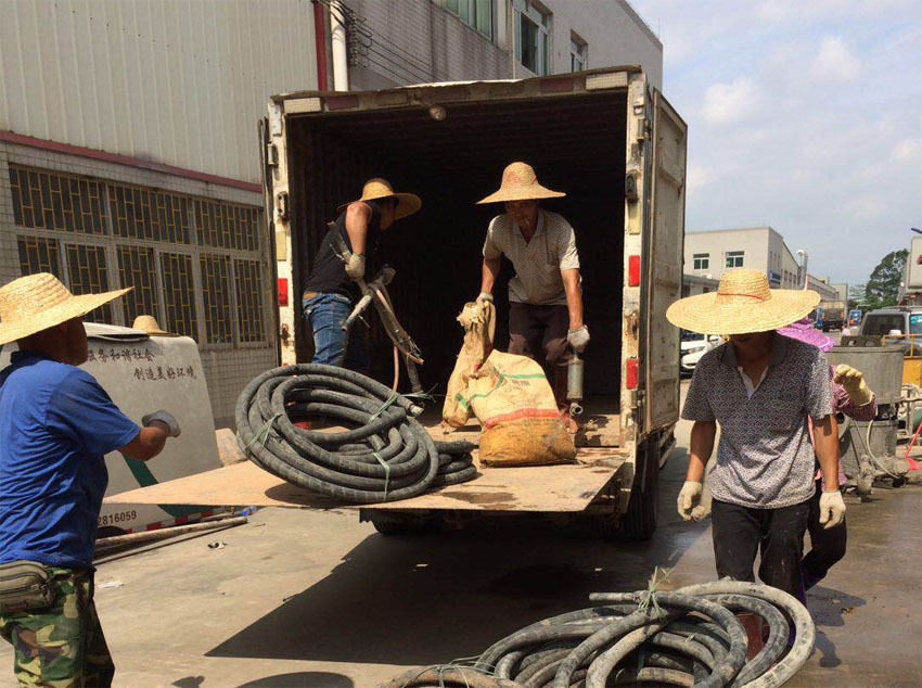 峨边一部件厂房地基出现下沉注浆加固