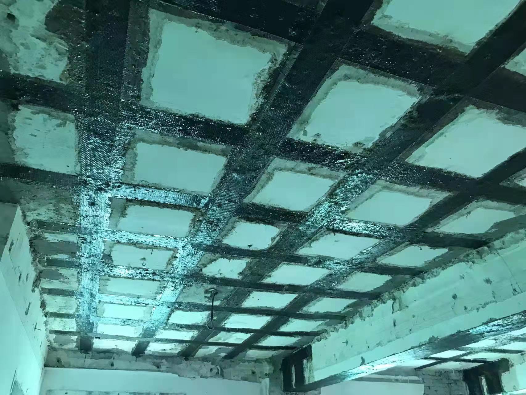 峨边粘碳纤维布施工工艺